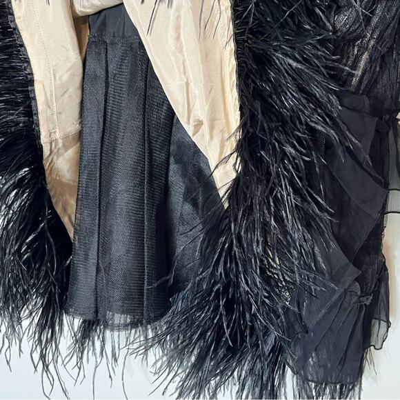 BCBGMaxAzria Lace Tiered Ostrich Feather Strapless Cocktail Dress 8 EUC - Picture 7 of 8